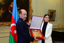 В Баку состоялась торжественная церемония награждения деятелей культуры (ФОТО)
