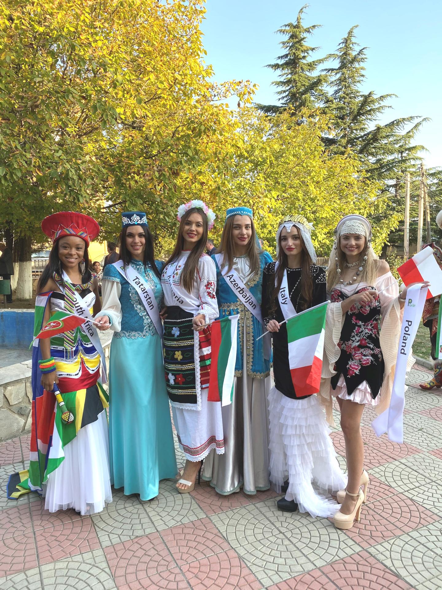 Представители Азербайджана претендуют на мировую корону Miss&Mister Planet of the World 2019 (ФОТО)