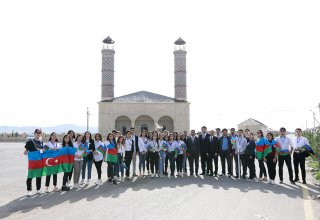 “Azərbaycan Diaspor Könüllüləri” proqramının iştirakçıları Cocuq Mərcanlı kəndinə səfər edib (FOTO)