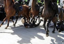 Azərbaycan polisi avropadakılardan daha etik və təmkinli davrandı (FOTO)