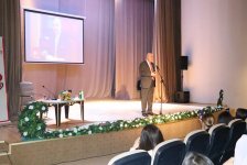 Важные вопросы и искренние ответы - Чингиз Абдуллаев встретился с читателями (ФОТО)