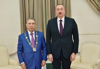 President Ilham Aliyev receives Ramiz Mehdiyev, presents him with "Heydar Aliyev" order (PHOTO)