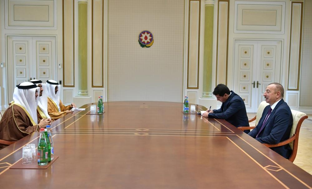 Президент Ильхам Алиев принял делегацию во главе с государственным министром по иностранным делам ОАЭ (ФОТО)
