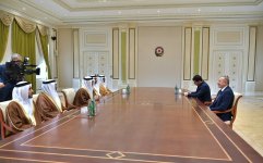 Azerbaijani president receives delegation led by UAE minister of state for foreign affairs (PHOTO)