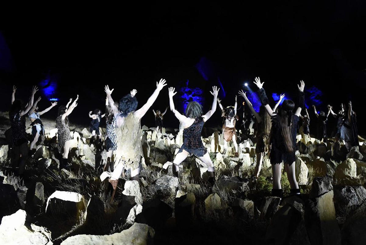 В Гобустане создана атмосфера первобытного времени – невероятное шоу (ВИДЕО, ФОТО)