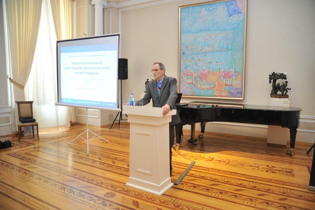В Баку презентован проект "Охрана культурных богатств от возможных воздействий военных конфликтов и других чрезвычайных положений" (ФОТО)