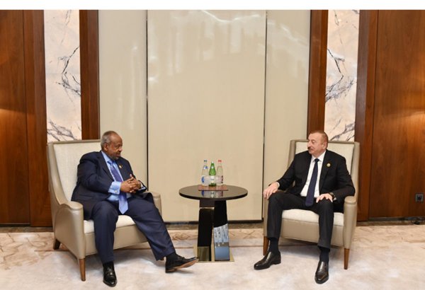 Ilham Aliyev meets Djiboutian President Ismail Omar Guelleh