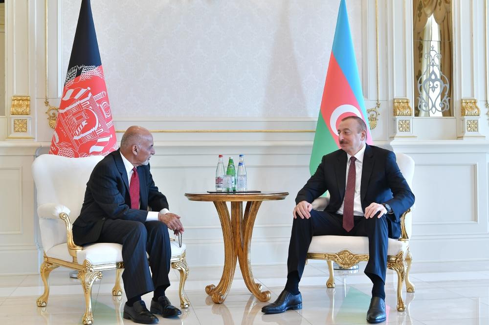 President Ilham Aliyev meets Afghan President Mohammad Ashraf Ghani (PHOTO)
