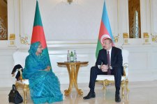 Prezident İlham Əliyev Banqladeşin Baş Naziri xanım Şeyx Hasinanı qəbul edib (FOTO)