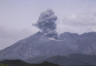 Mexican volcano Popocatepetl spews fiery ash