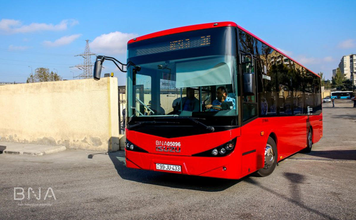 Yeni gətirilən avtobuslar xəttə buraxılıb (FOTO)