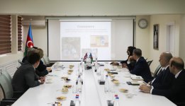 В минэкологии Азербайджана прошла встреча с торговым посланником британского премьера (ФОТО)