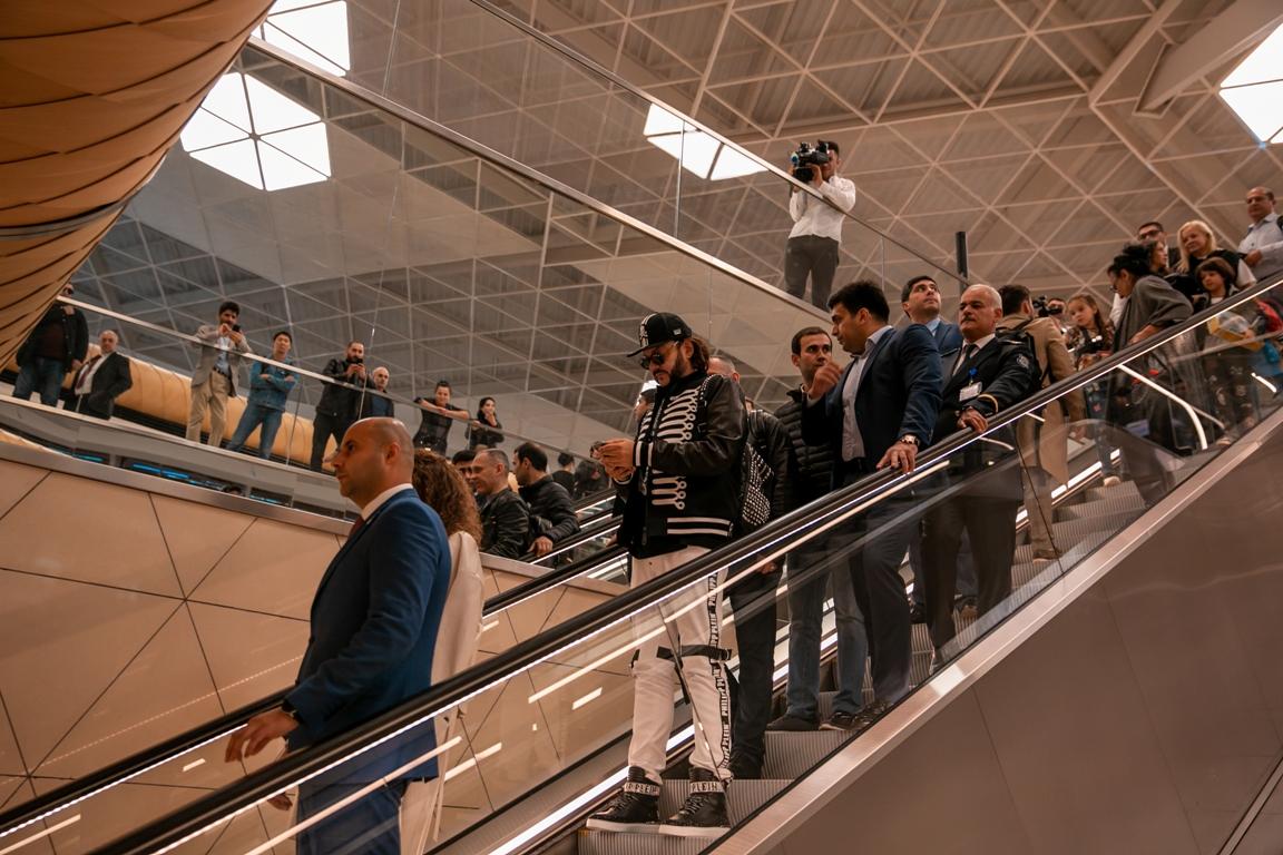Филипп Киркоров признался в любви к Азербайджану – интересная беседа с Королем в аэропорту (ФОТО/ВИДЕО)