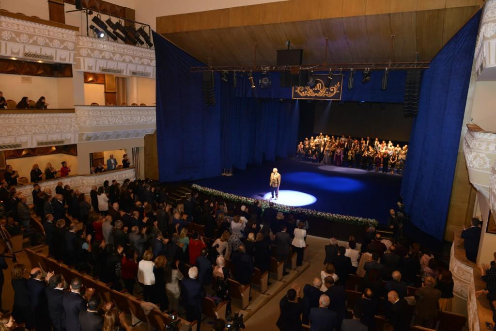 Milli Dram Teatrına dövlət statusu verilməsinin 100 illiyi təntənə ilə qeyd edilib (FOTO)