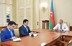 Президент Ильхам Алиев принял Анара Тагиева и Эльнура Рзаева в связи с назначением их на должность главы Исполнительной власти Евлаха и Хачмазского района (ФОТО)