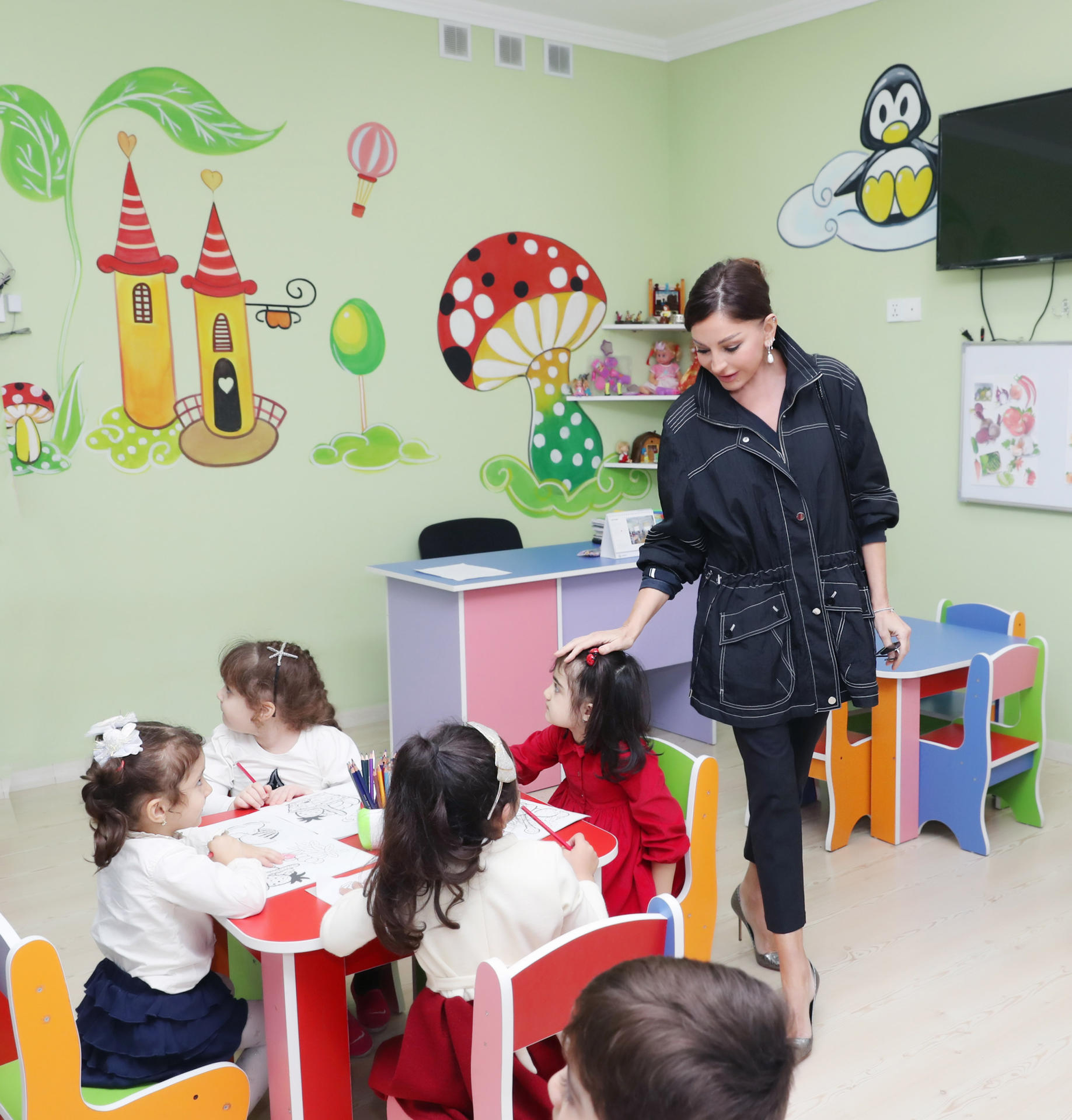 Счастливое детство азербайджанских детей - репортаж из детского сада номер 64 в Баку (ВИДЕО, ФОТО)