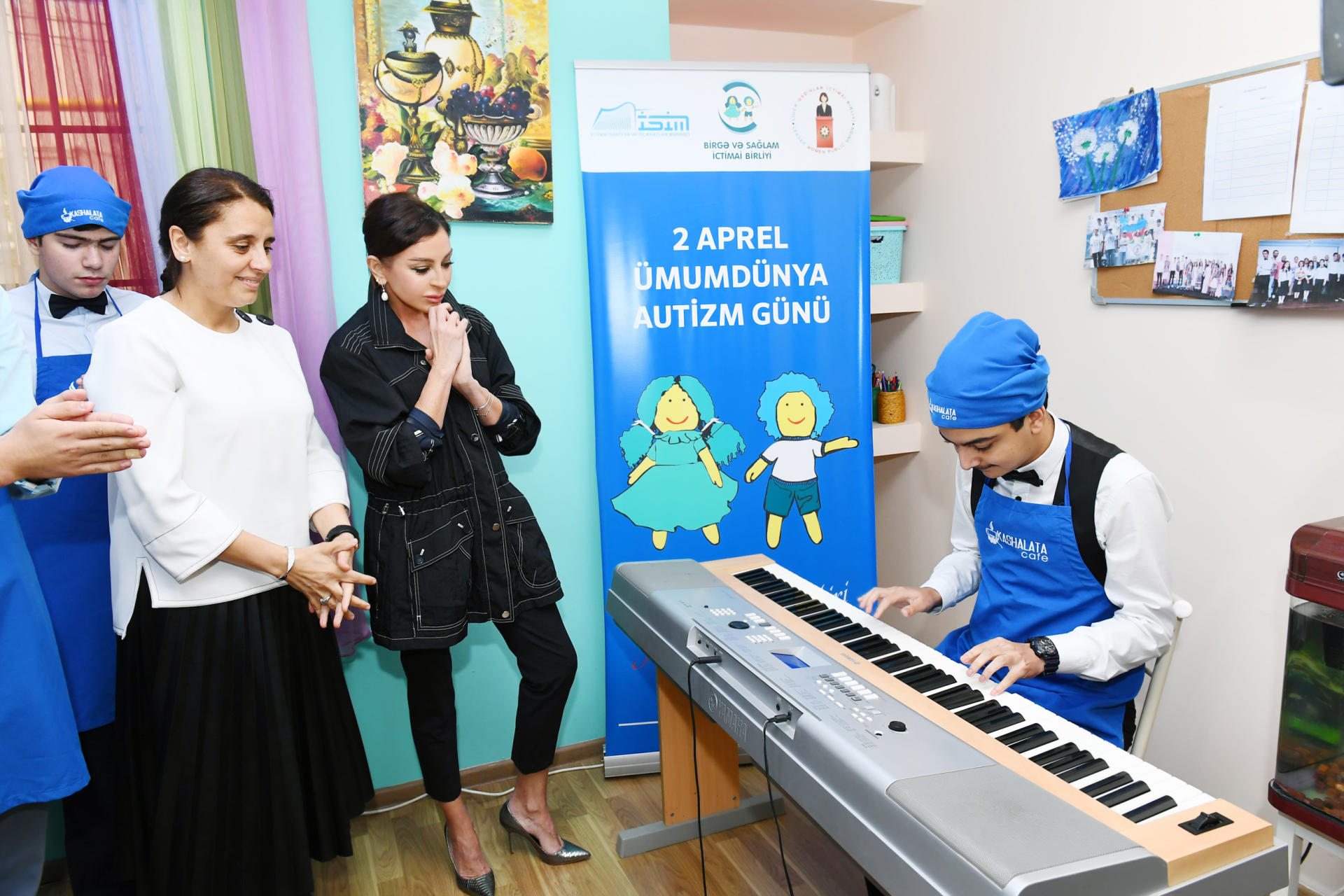 Azerbaijan's First VP visits Rehabilitation Center for children with autism (PHOTO)