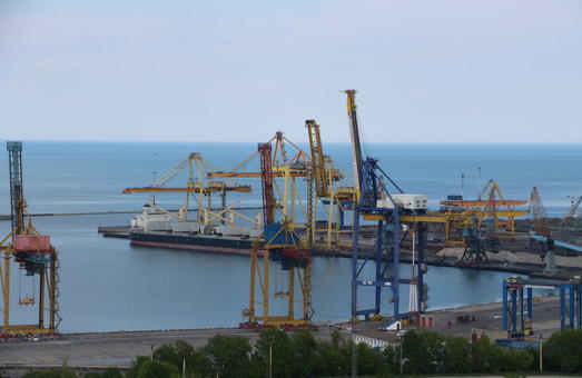 Закрытие портов в Украине создало логистические проблемы для Грузии - Azersun Holding