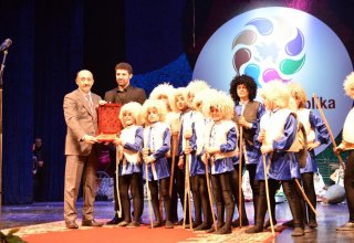 В Баку наградили победителей Республиканского фестиваля фольклора (ФОТО)