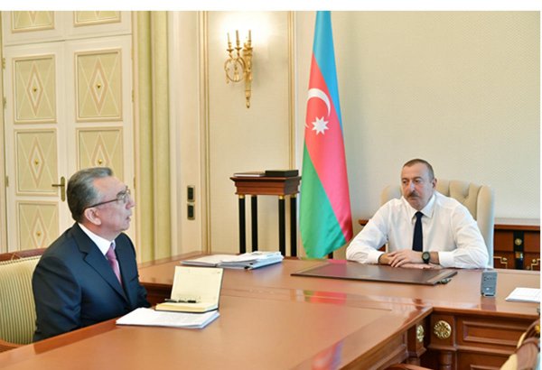 President Ilham Aliyev receives head of Baku City Executive Authority