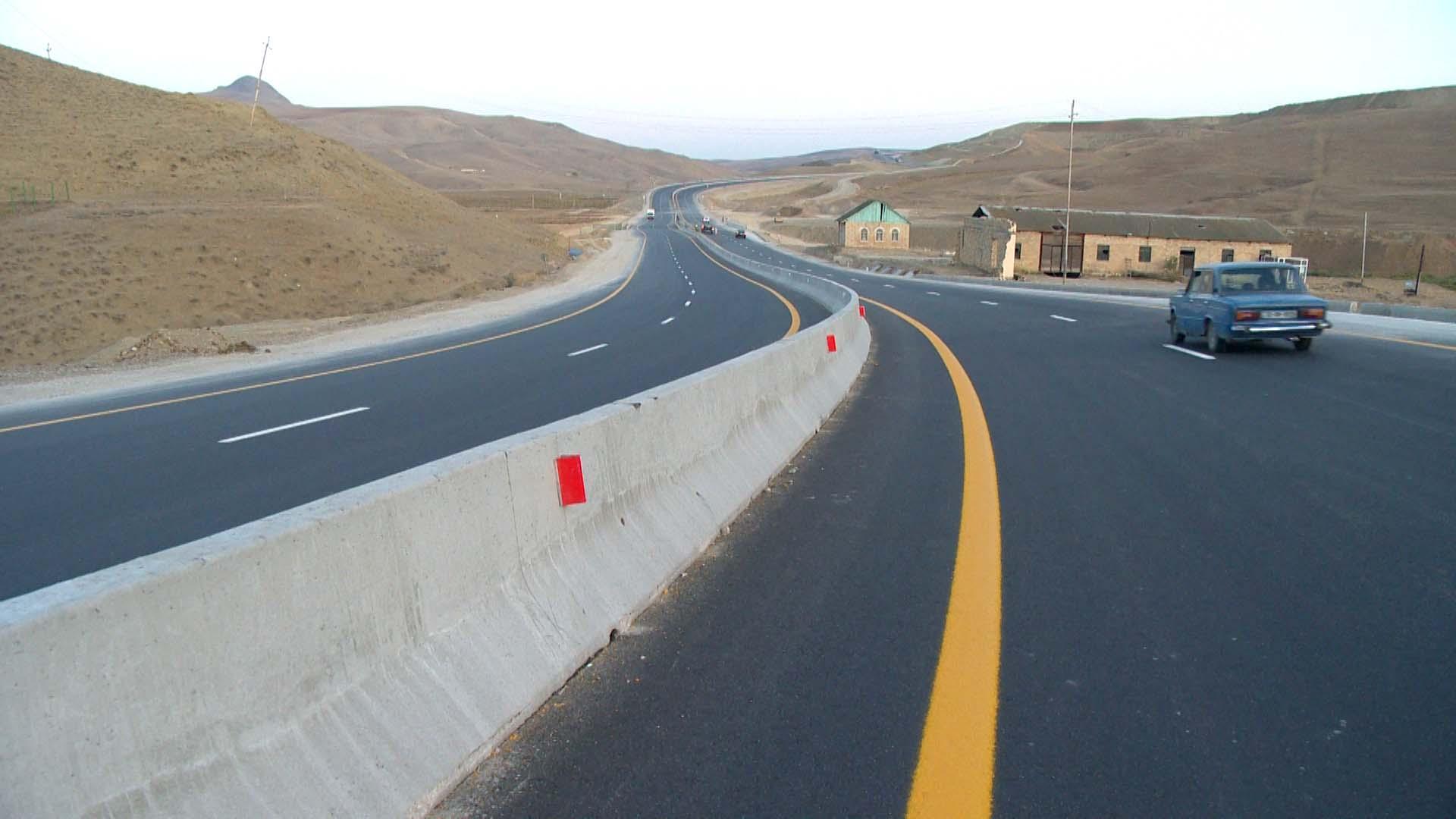 Bakı-Şamaxı yolunun 16 km-lik hissəsi bu ilin sonuna qədər hazır olacaq (FOTO) - Gallery Image