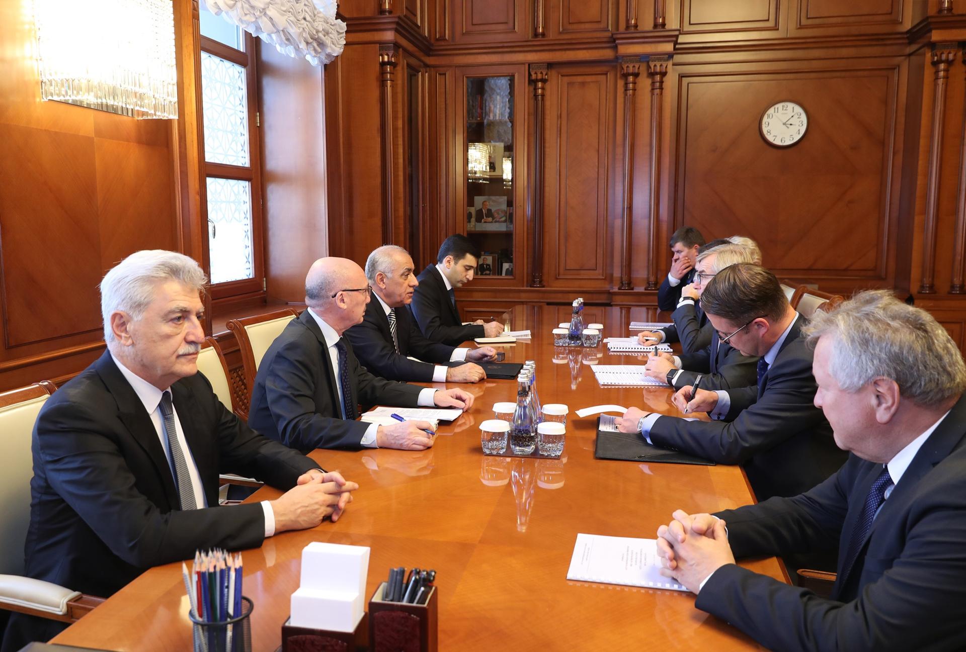 Azerbaijan's PM meets Lithuanian parliamentary delegation
