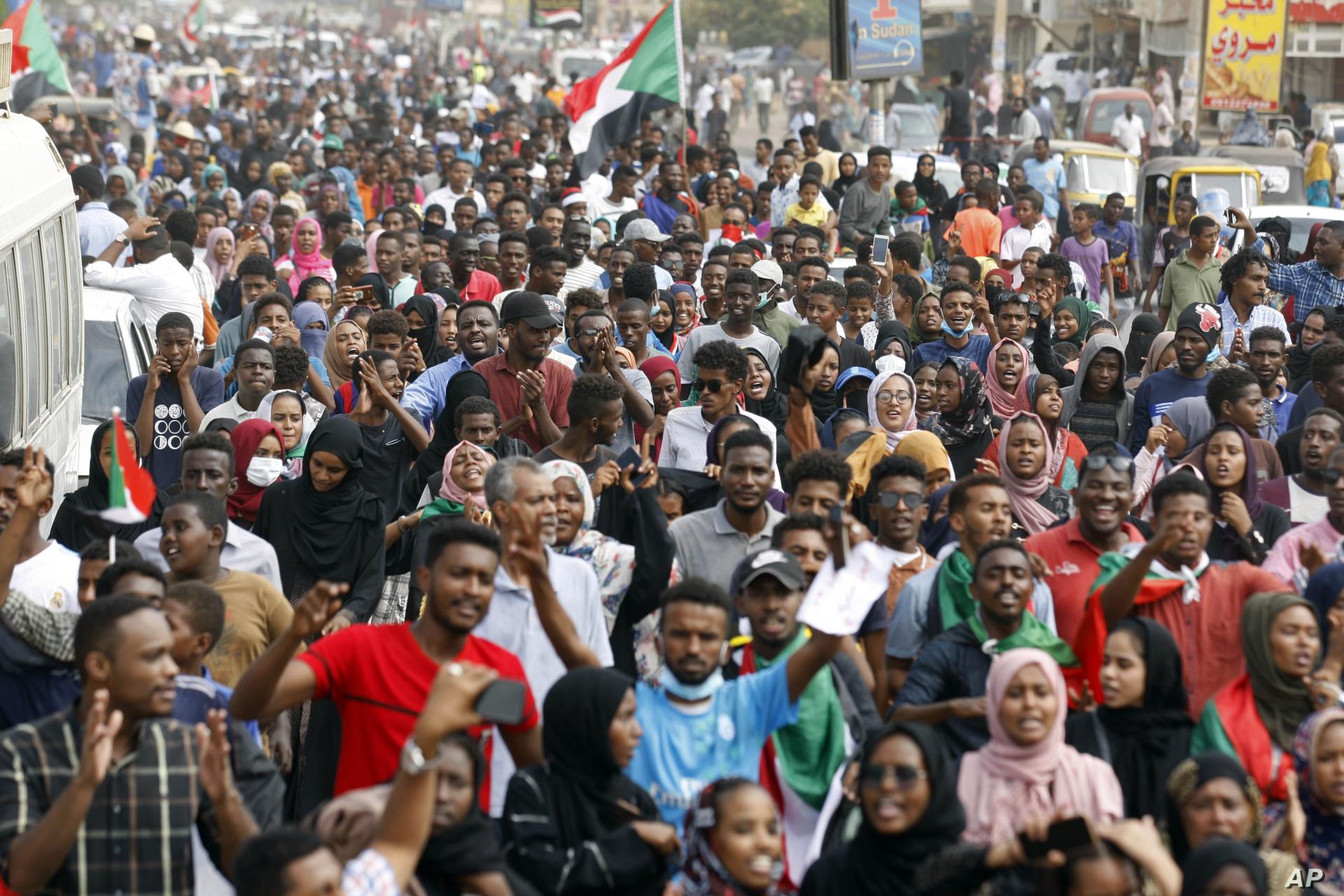 Sudan protest calls for military coup as political crisis deepens