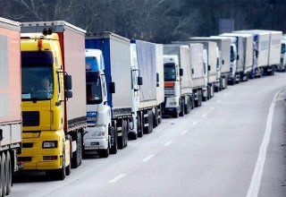 В рамках TRACECA большинство грузов через Азербайджан перевезено автомобилями