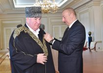Президент Ильхам Алиев принял делегацию в составе группы мусульманских религиозных деятелей из северокавказских республик России (ФОТО) (версия 2)