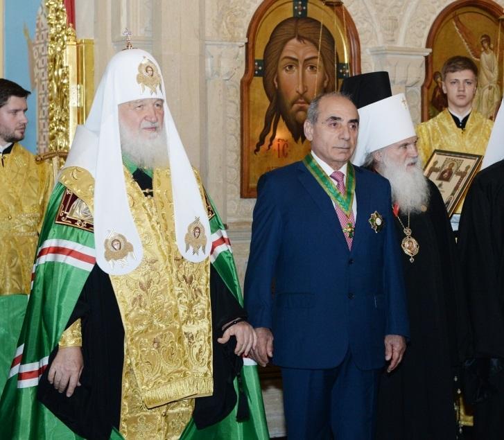 Патриарх Московский и всея Руси Кирилл посетил православный кафедральный собор святых Жен-Мироносиц в Баку (ФОТО)