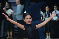 Впервые в Баку проходит "Танцующие бриллианты" -  шоу драгоценностей, праздник роскоши и красоты (ФОТО)