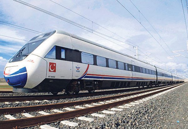 Между Анкарой и Стамбулом будут запущены новые скоростные поезда