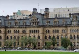 В новое правительство Канады вошли 18 мужчин и 18 женщин
