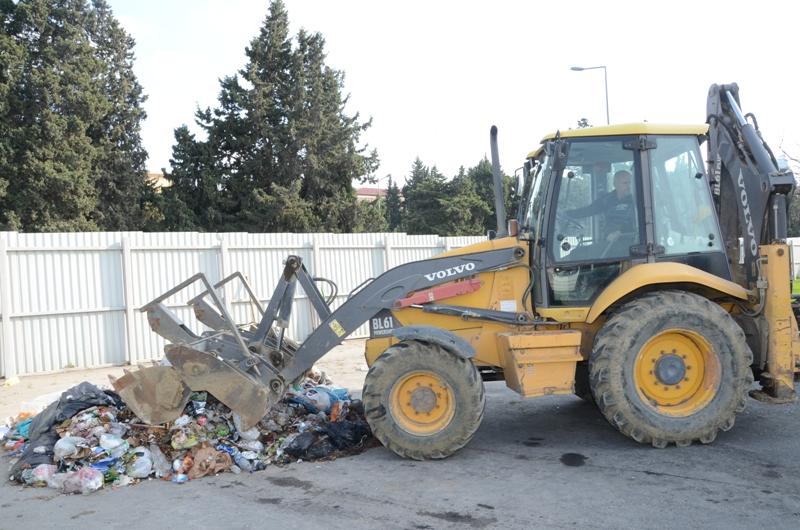 Проект по регулированию бытовых отходов будет реализован еще в 3-х районах Баку (ФОТО)