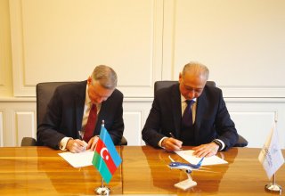 Azerbaijan Airlines reaches key agreements at Dubai Air Show 2019 (PHOTO)