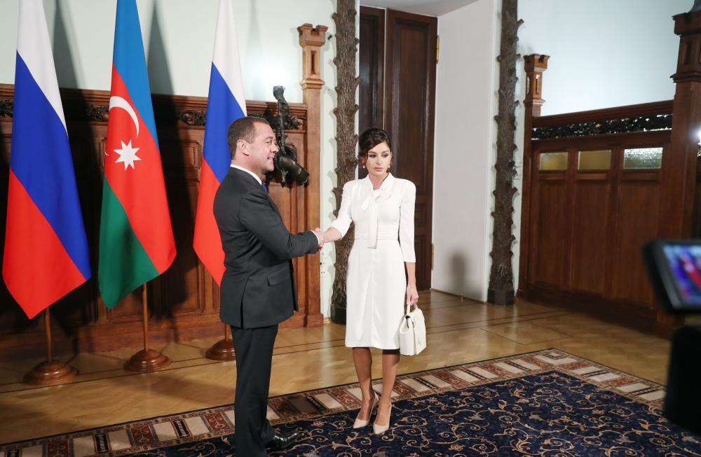 Первый вице-президент Мехрибан Алиева встретилась с премьер-министром России Дмитирием Медведевым (ФОТО) (версия 3)