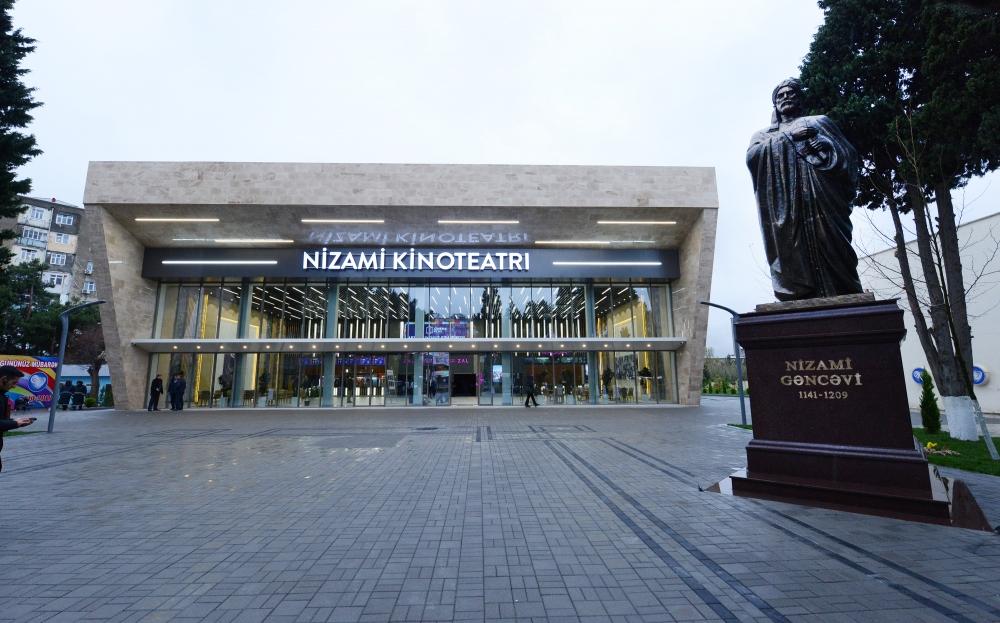 Azərbaycan Prezidenti Sumqayıtda “Nizami” kinoteatrının yeni binasının açılışında iştirak edib (FOTO) (YENİLƏNİB) - Gallery Image