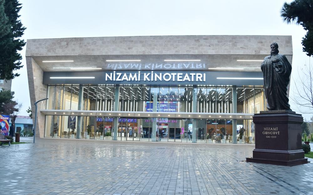 Azərbaycan Prezidenti Sumqayıtda “Nizami” kinoteatrının yeni binasının açılışında iştirak edib (FOTO) (YENİLƏNİB) - Gallery Image