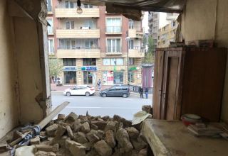 "Torqovı"da tavanı çökən bina təmir edilir - RƏSMİ