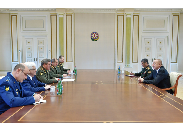 President Aliyev receives delegation led by Chief of General Staff of Russian Armed Forces (PHOTO)