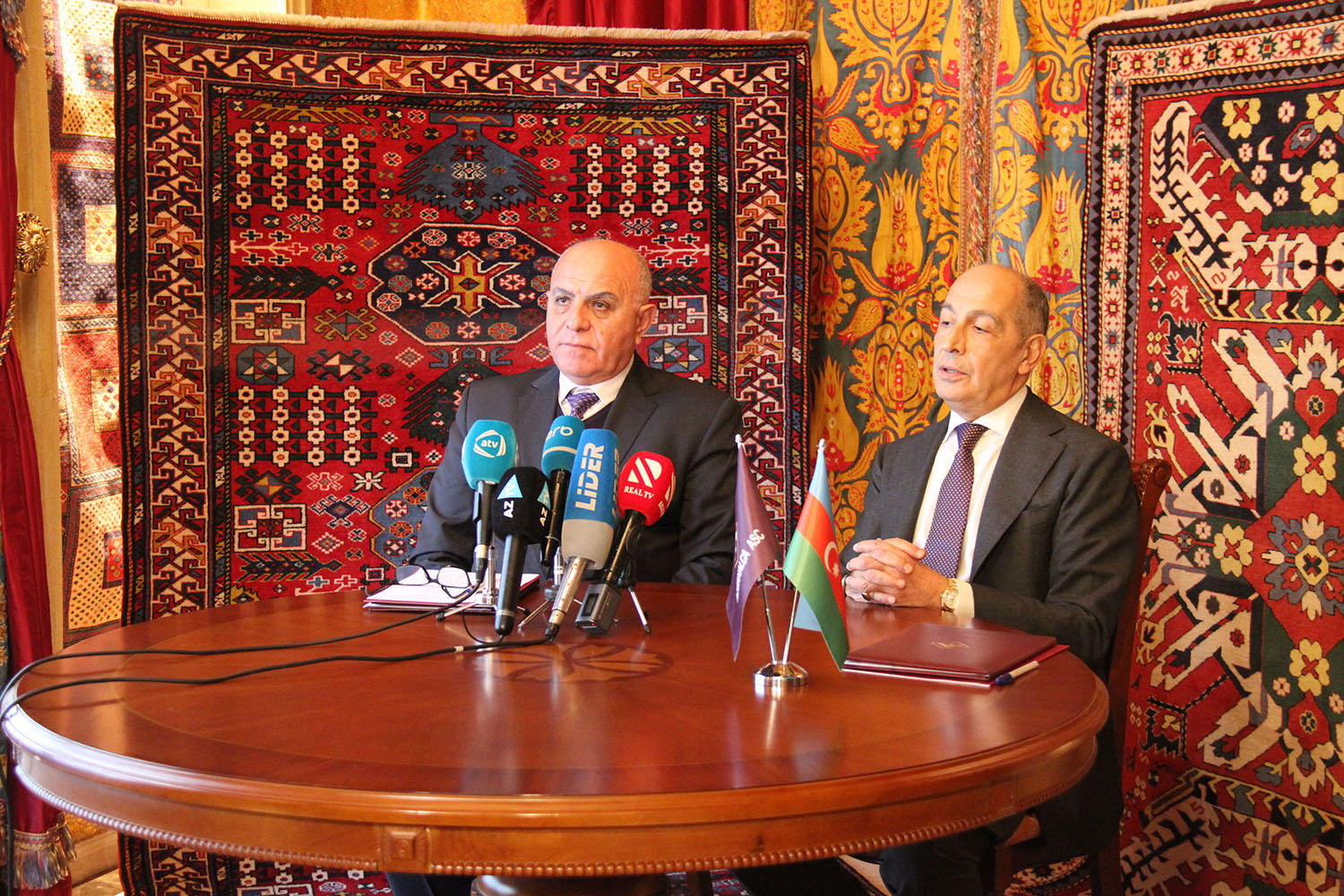 “Azərxalça” ilə ABŞ-Azərbaycan Ticarət Palatası arasında niyyət protokolu imzalanıb (FOTO)