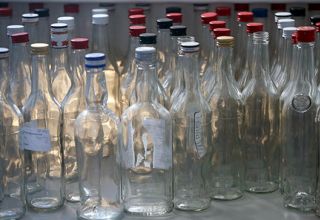 Азербайджанское предприятие наращивает экспорт стеклянных  бутылок
