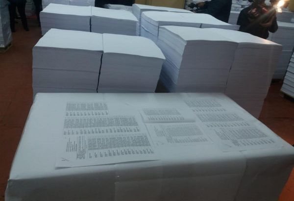 В Азербайджане начали печатать избирательные бюллетени в связи с муниципальными выборами (ФОТО)