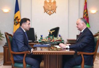 Игорь Додон провел рабочую встречу с послом Азербайджана