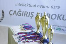 Азербайджанские интеллектуалы отметили юбилей несколькими кубками (ФОТО)
