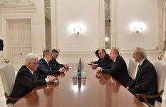 Президент Азербайджана Ильхам Алиев принял министра иностранных дел России (ФОТО)