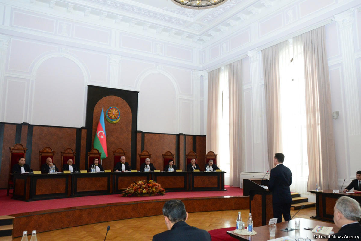 Plenum of Azerbaijan’s Constitutional Court discussing matter related to parliament's dissolution (PHOTO)
