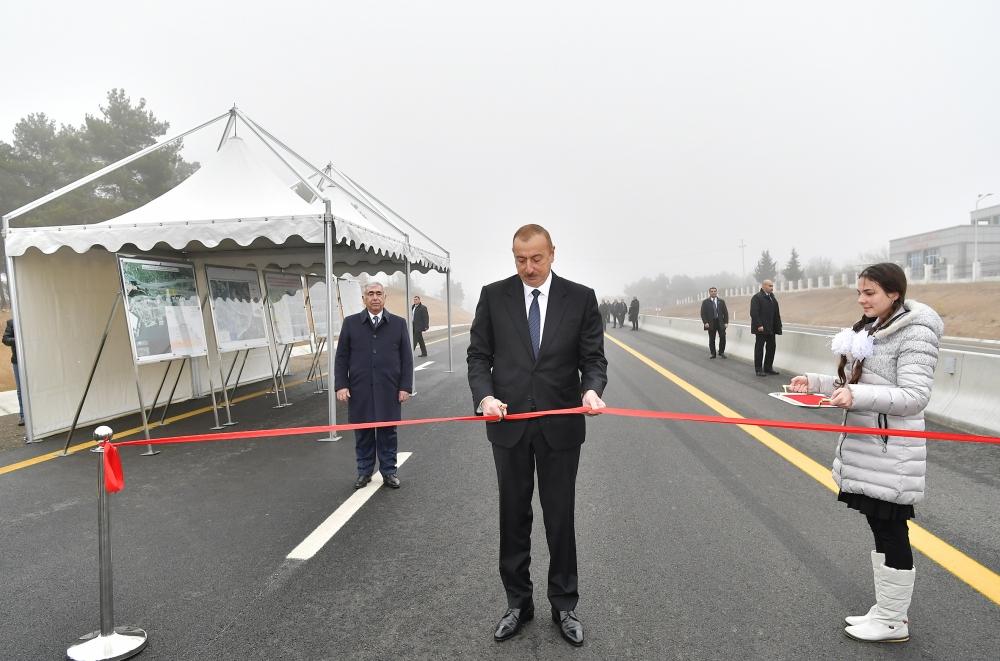 Prezident İlham Əliyev Bakı-Şamaxı-Yevlax avtomobil yolunun 101-117-ci kilometrlik hissəsinin açılışında iştirak edib (FOTO) (YENİLƏNİB)