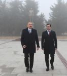 Prezident İlham Əliyev Şamaxıda Ulu öndər Heydər Əliyevin abidəsini ziyarət edib (FOTO)