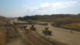 В Азербайджане реконструируется автодорога Халдан-Шеки и въезд в город Шеки (ФОТО)